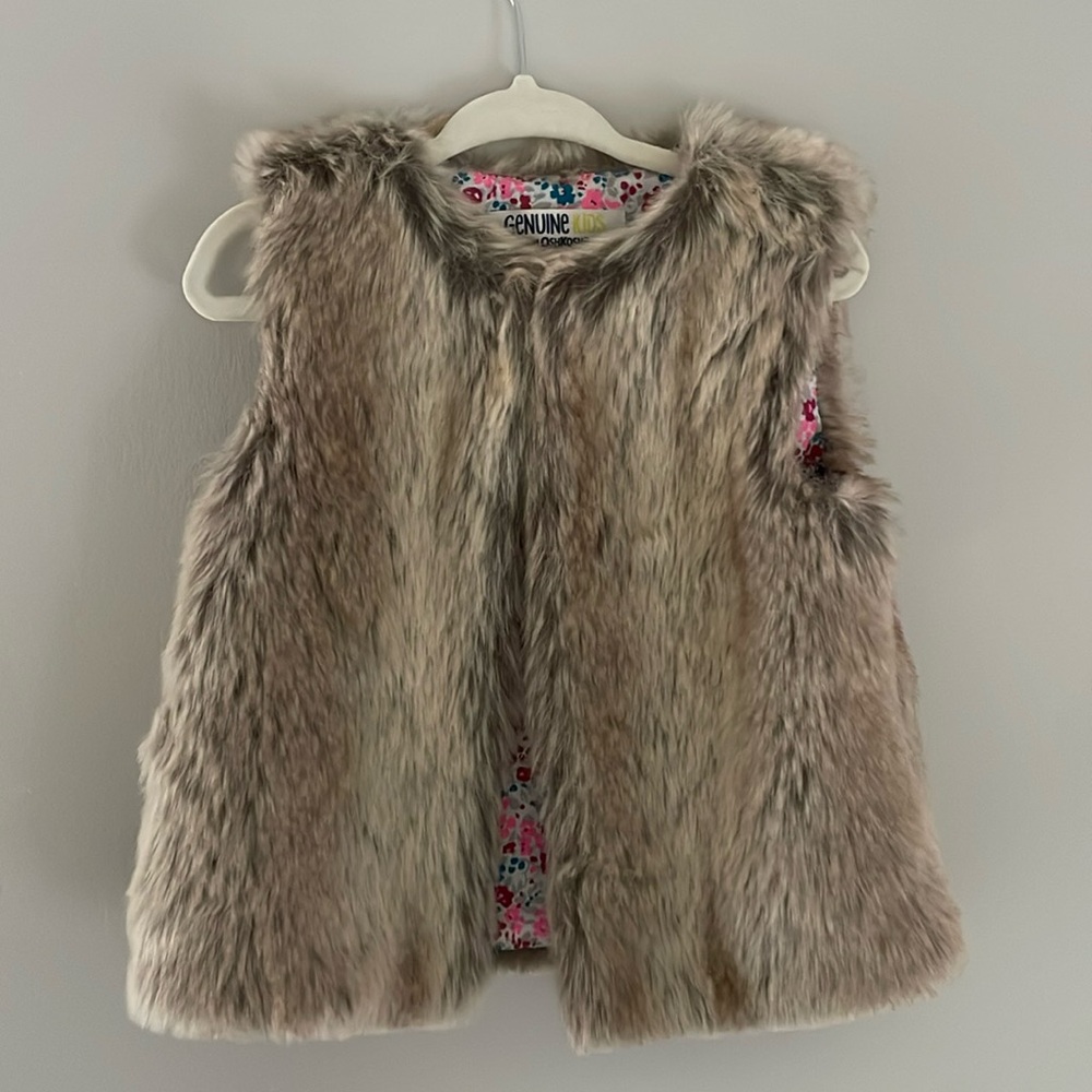 Oshkosh fur vest